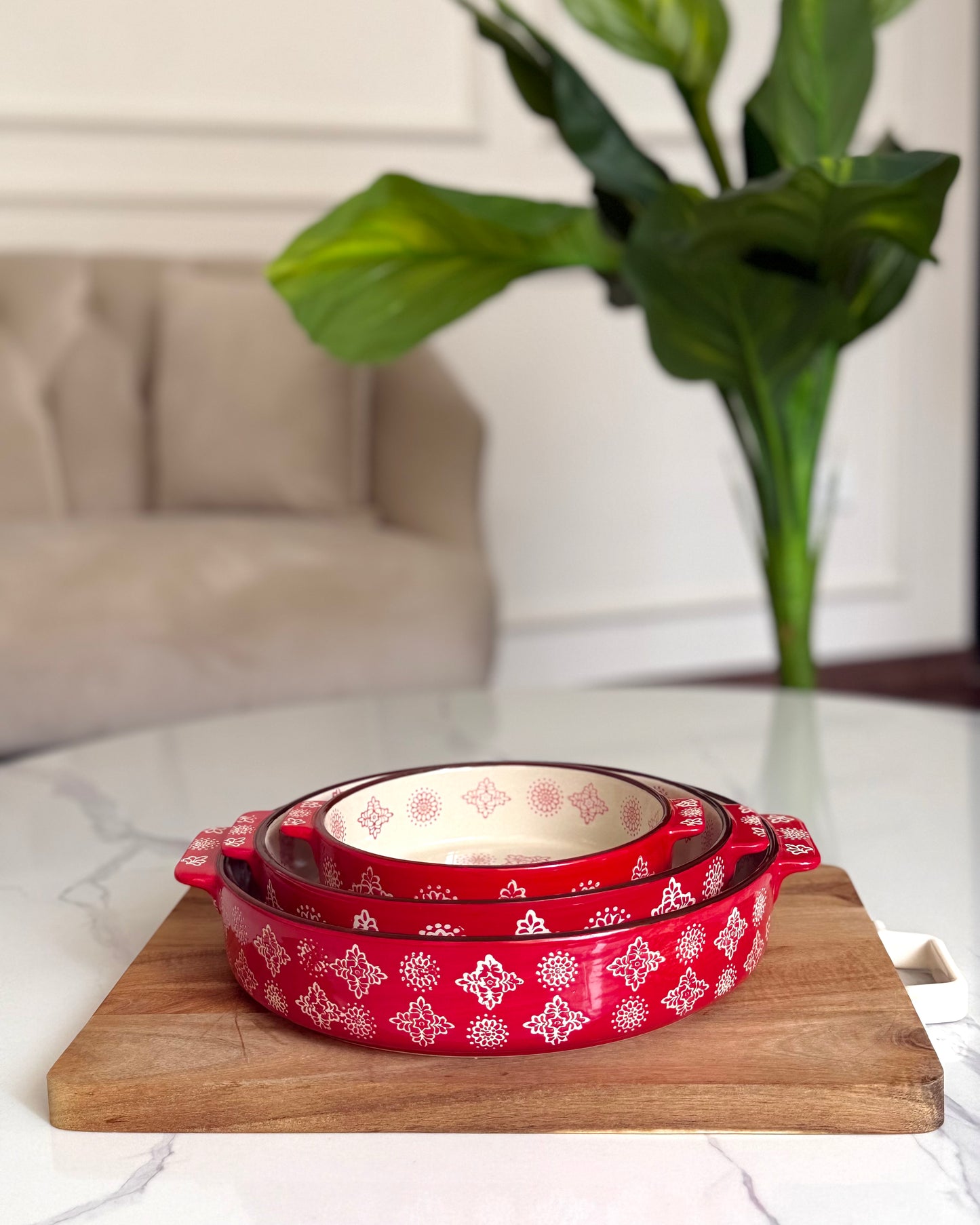 Rounded Patterned Red Casserole Set