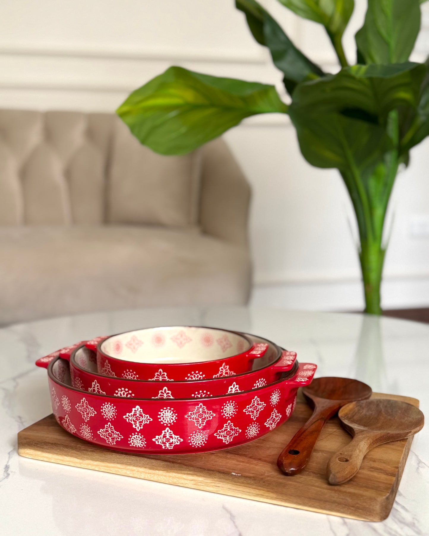 Rounded Patterned Red Casserole Set