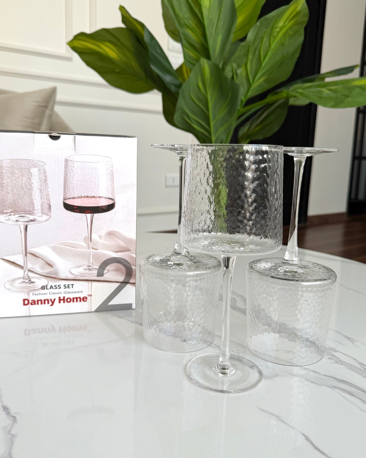 Danny Home wine glass set