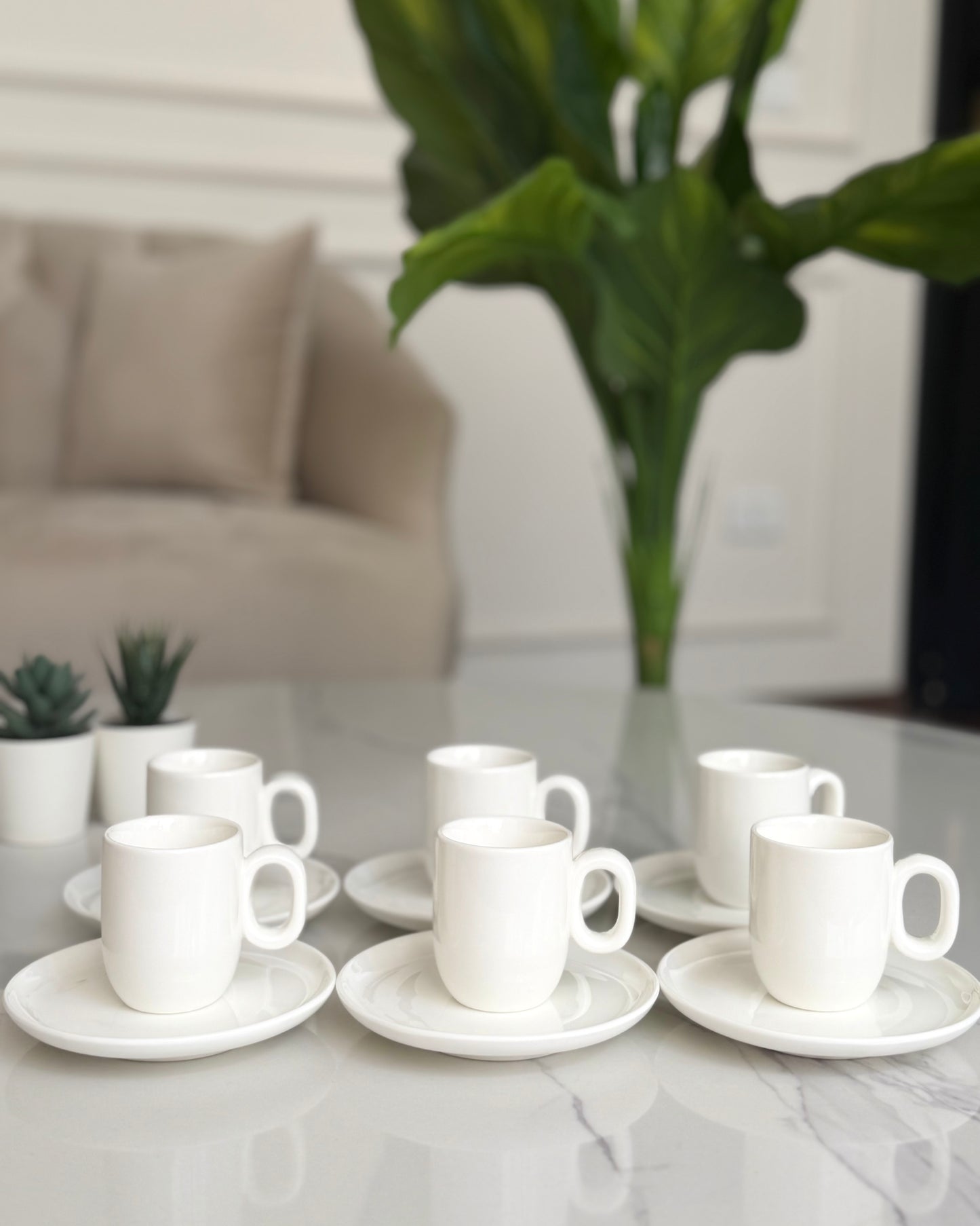 Danny Home’s coffee cup set